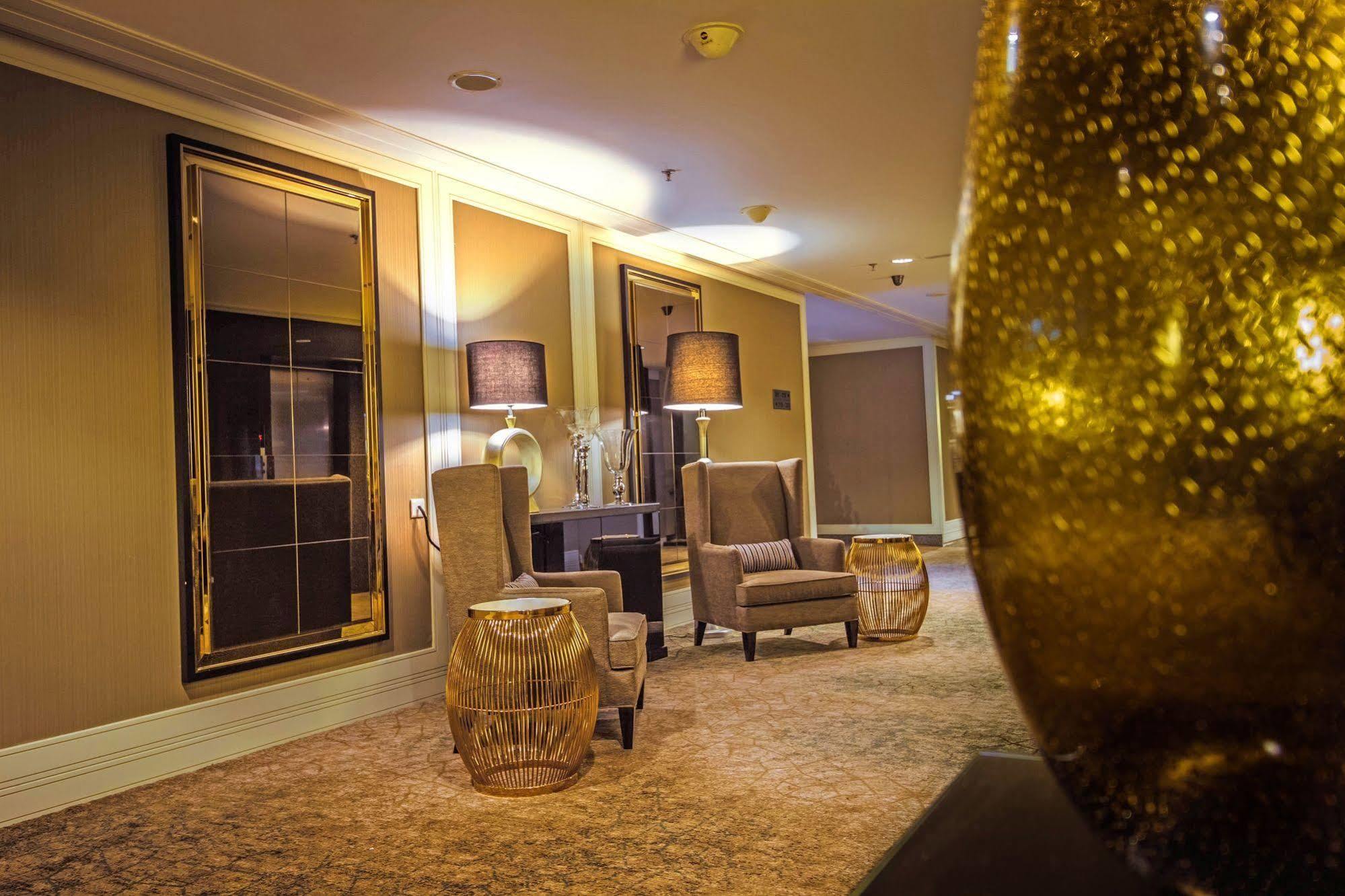 I Hotel Наґойя Екстер'єр фото