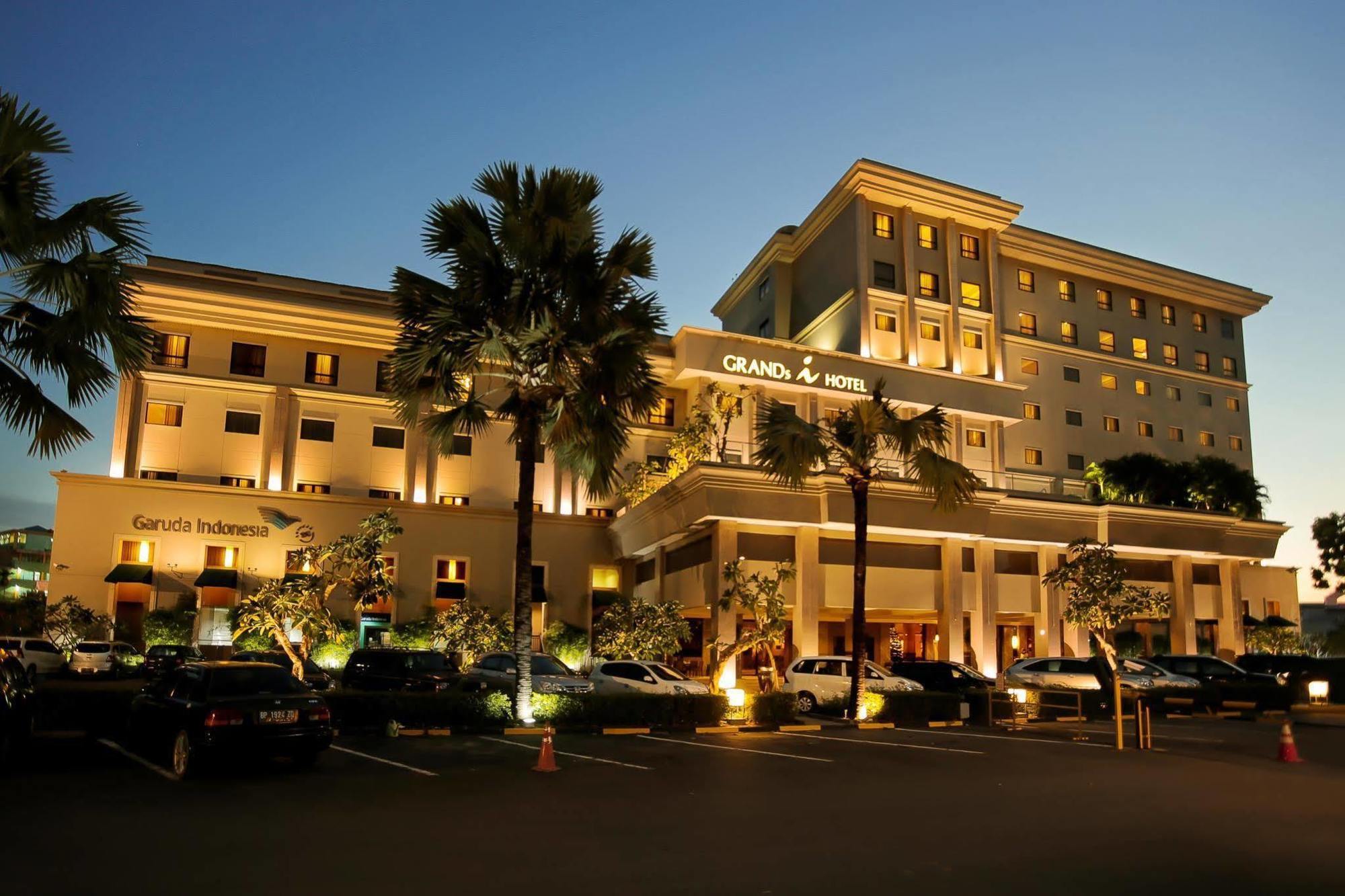 I Hotel Наґойя Екстер'єр фото