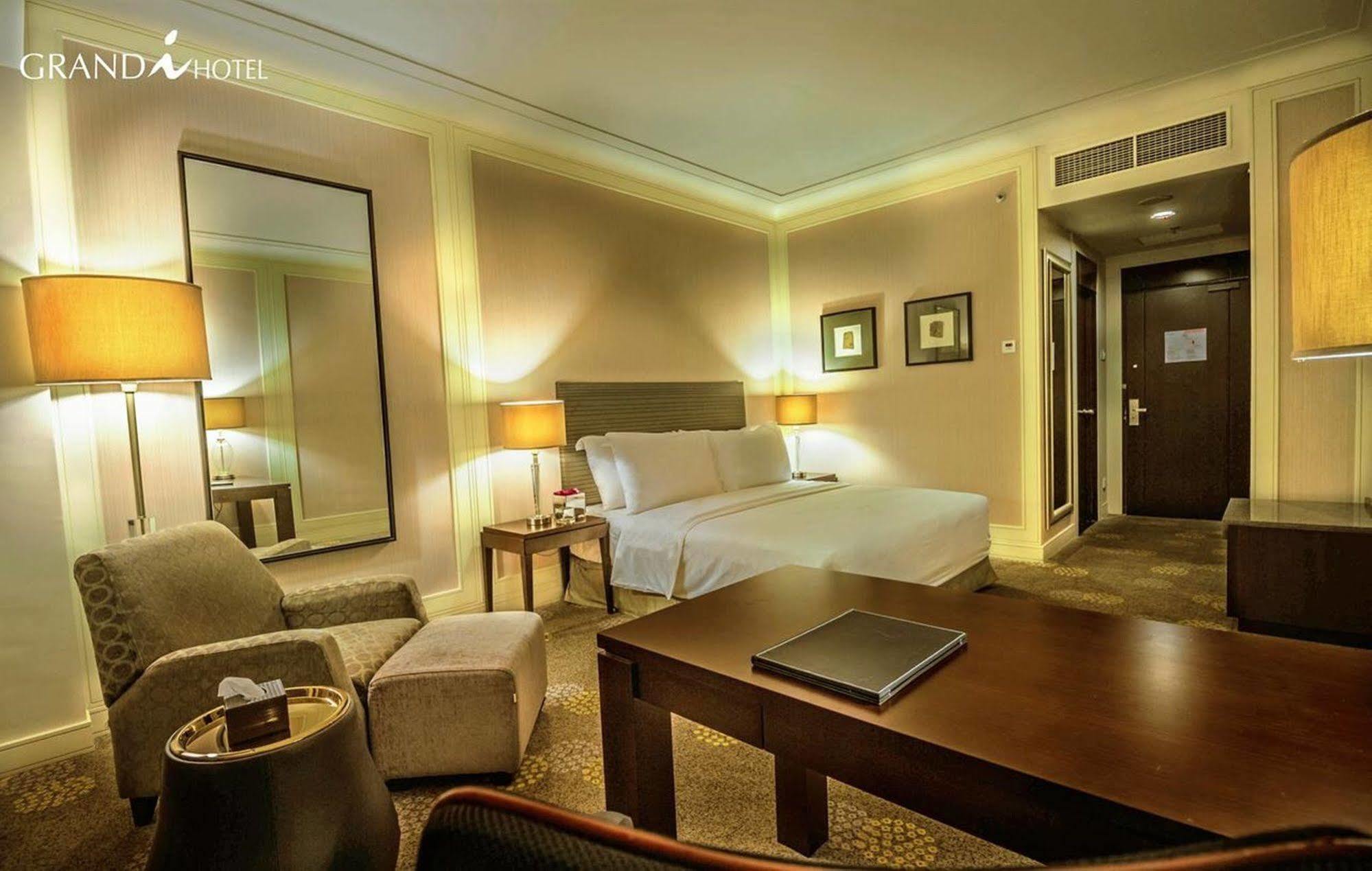 I Hotel Наґойя Екстер'єр фото